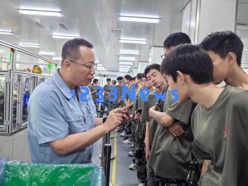 淄博工贸学校机电专业学生深入山博集团体验沉浸式学习活动