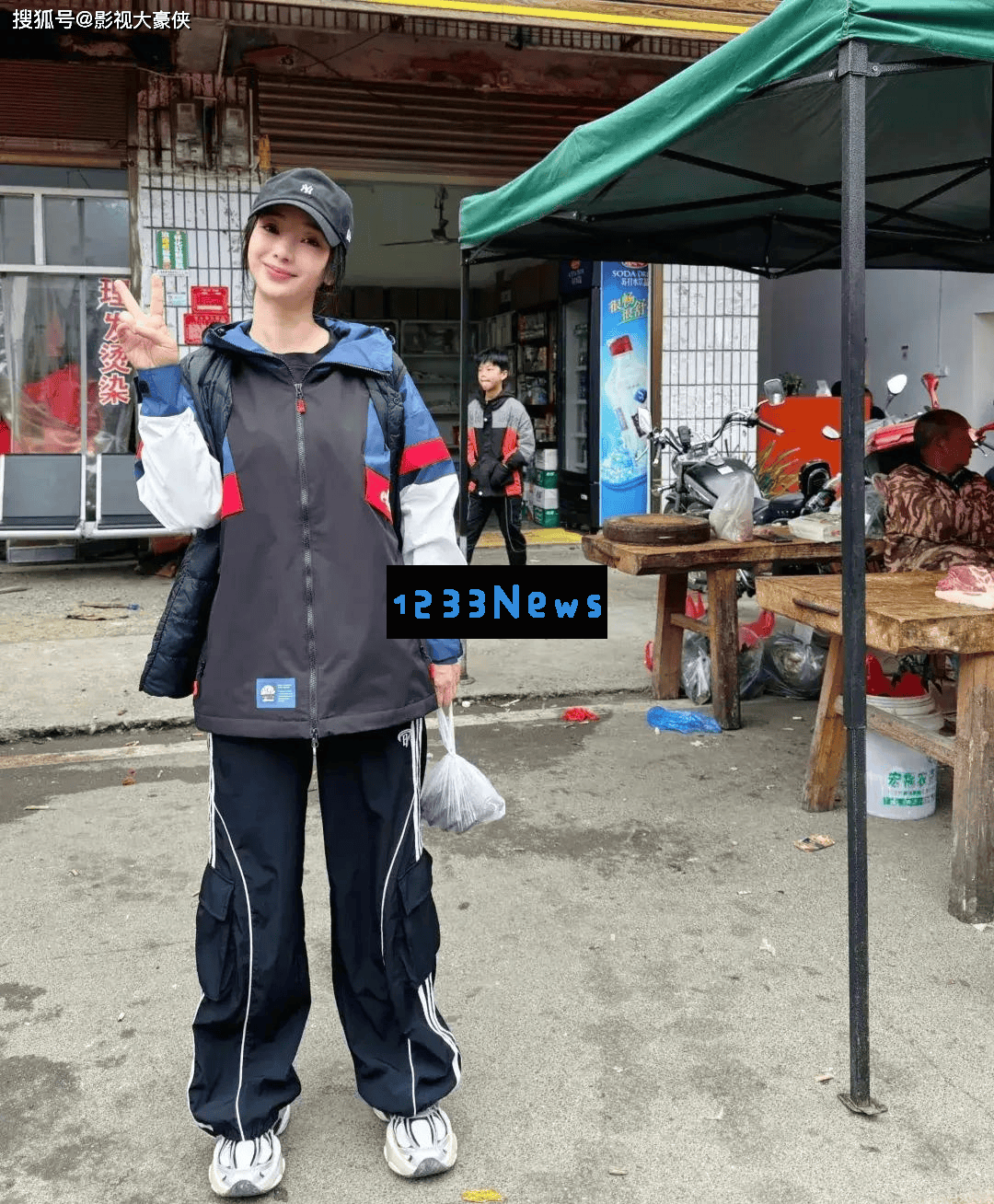 柳岩回老家衡阳探亲，哥哥罕见现身，祖宅展现典雅与温馨的气氛！