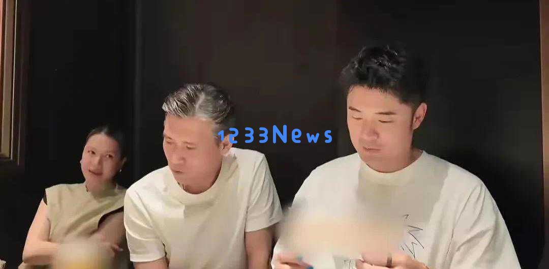 陈赫宴请朋友，李乃文携伴侣首次公开露面，马頔与李纯低调出席活动！