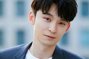 董子健演技逆袭受热议，星二代如何展现实力赢得观众点赞