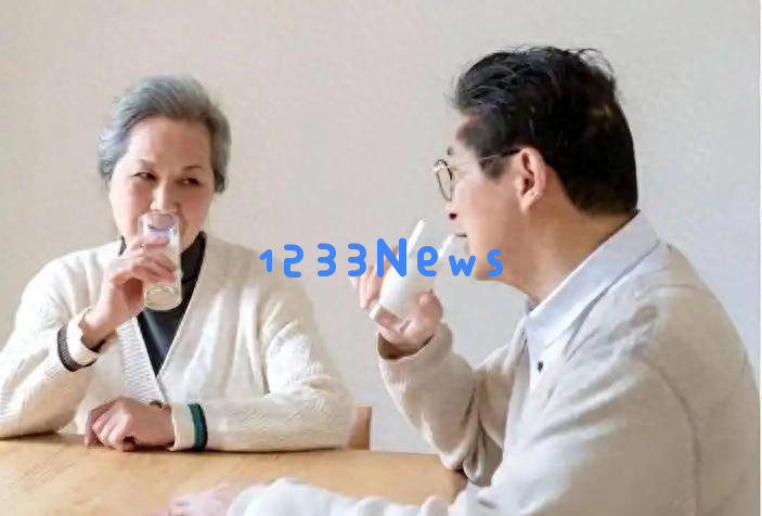医生重申：喝牛奶时应警惕的三大误区，再次引发关注的牛奶健康话题！