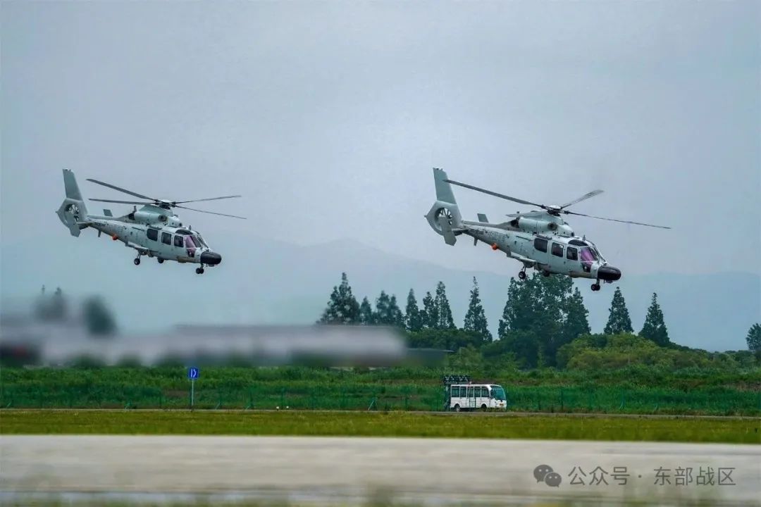 恶劣天气条件下，勇敢升空作战的决心与挑战！