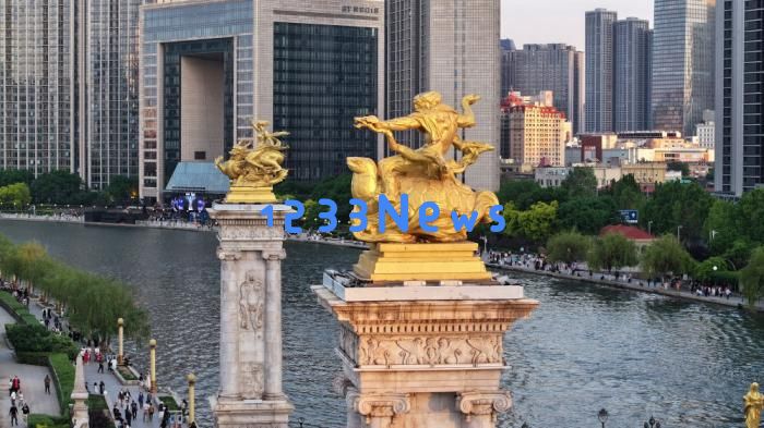 
镜观·回响｜津门文化万象新：传统与现代交融的奇妙旅程
