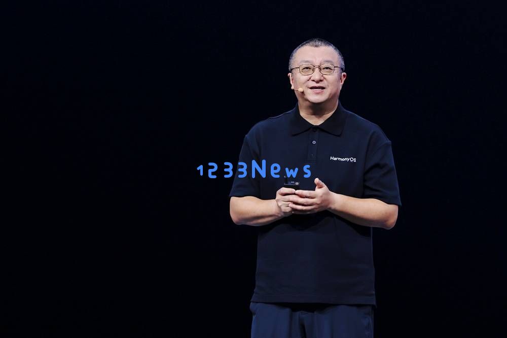 鸿蒙智能体在HDC2025盛会中推出“微博智搜”，开启全新语音互动热点体验！
