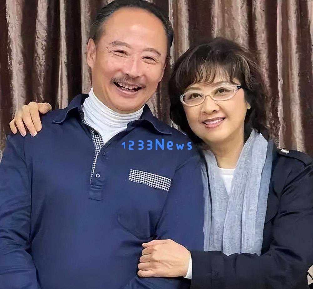 她是八十年代风华绝代的美丽女星，如今72岁依旧魅力四射无子女