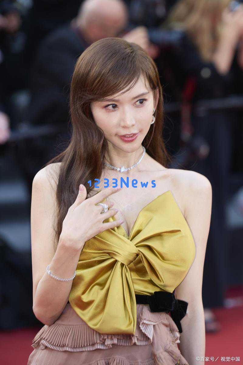 林志玲巧妙回应缩脖子小碎步，幽默表达尽显高情商，成功树立妈妈形象