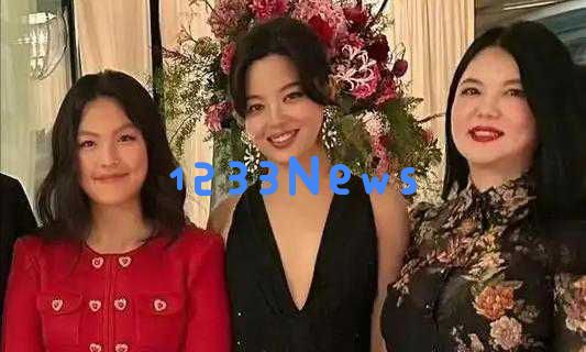 李湘晒奢华粽子庆端午，女儿时尚穿搭引发热议
