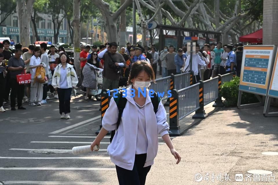 考生调整心态积极备考，信心十足走进考场迎接挑战