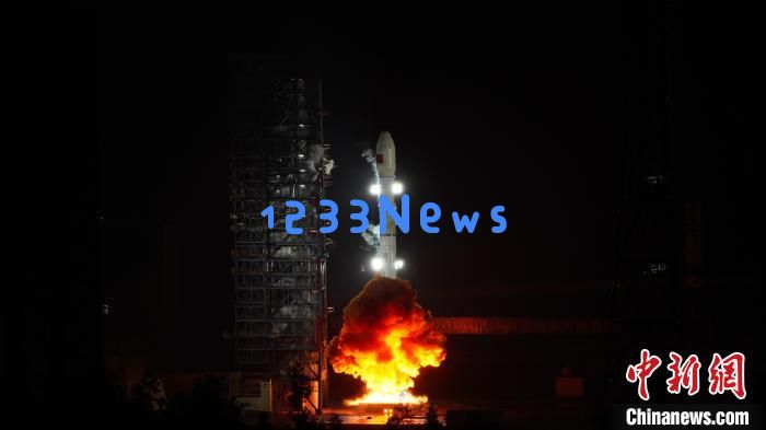 
中国成功发射中星9C卫星：新时代的航天奇迹与国防力量的强大
