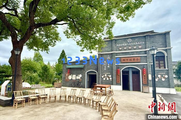 
从民主落笔到民生画卷：浙江全过程人民民主的三维破题：携手共创美好未来
