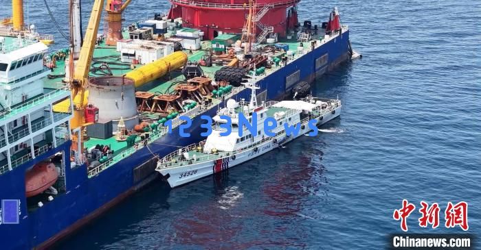 
中国海警局北海分局赴辽宁等地开展专项执法督导活动：海洋安全的新篇章与挑战
