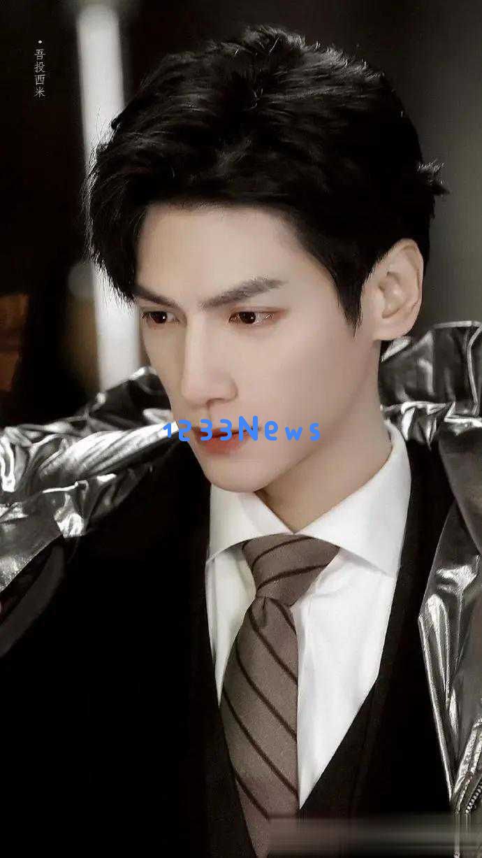 娱乐圈四位身材较瘦的男明星，粉丝们纷纷呼吁他们要多增加饮食，保持健康体态
