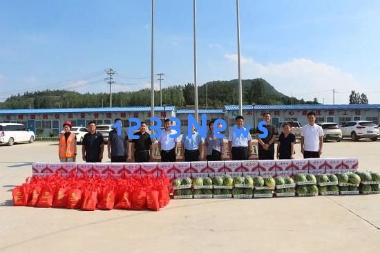 山东省农林水工会在临沂市举办“夏日送清凉”活动，关爱基层职工健康