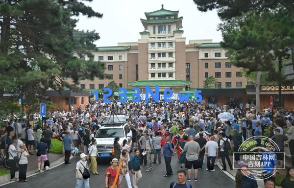 新民大街盛大开街｜花车巡游与长春相遇，漫游巴士带您领略百年历史风情