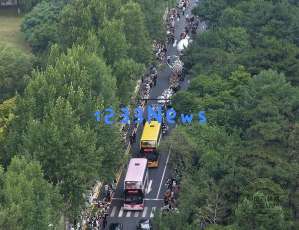 新民大街盛大开街｜花车巡游与长春相遇，漫游巴士带您领略百年历史风情