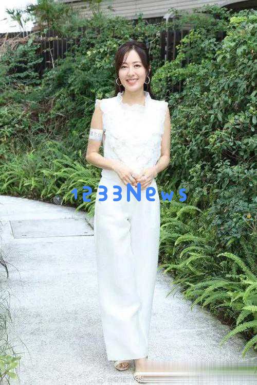 唐诗咏：展现港风女神魅力的独特风尚与风情