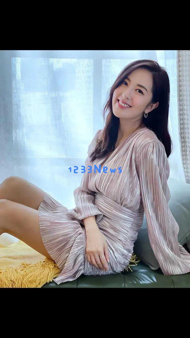 唐诗咏：展现港风女神魅力的独特风尚与风情