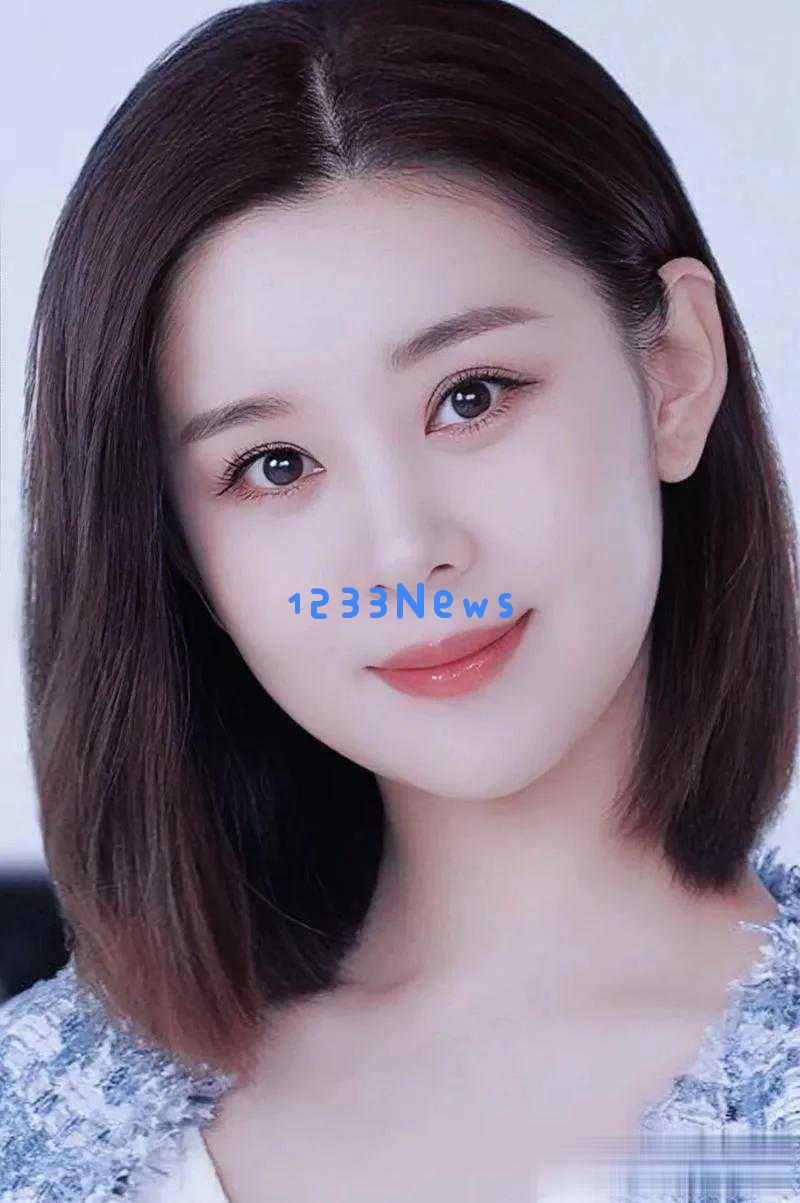 李小萌：魅力无限的可爱风采与多面展现