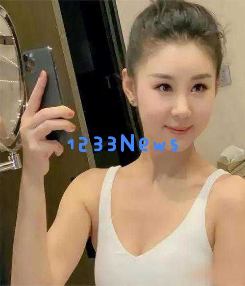 李小萌：魅力无限的可爱风采与多面展现