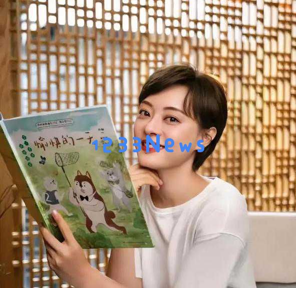 孙俪书法热潮引发热议，粉丝调侃不断，徐静蕾才女形象被重新审视