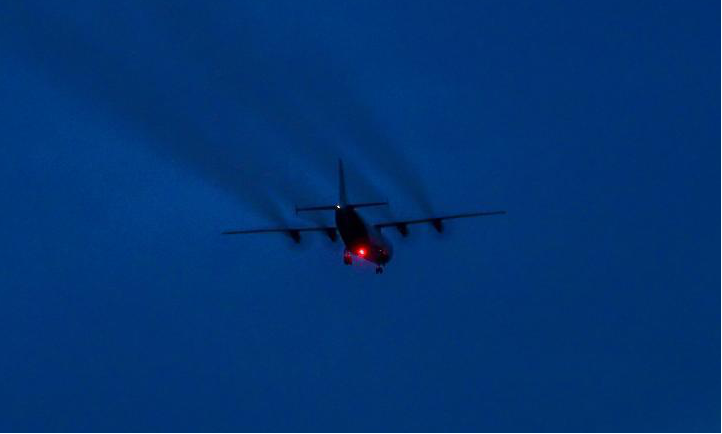 东部战区海军航空兵某团成功开展长时间反潜作战训练演练