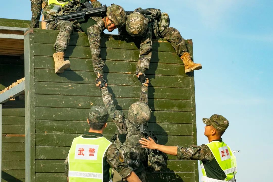 走进火焰山下的练兵场，举行一场精彩纷呈的大比武活动！