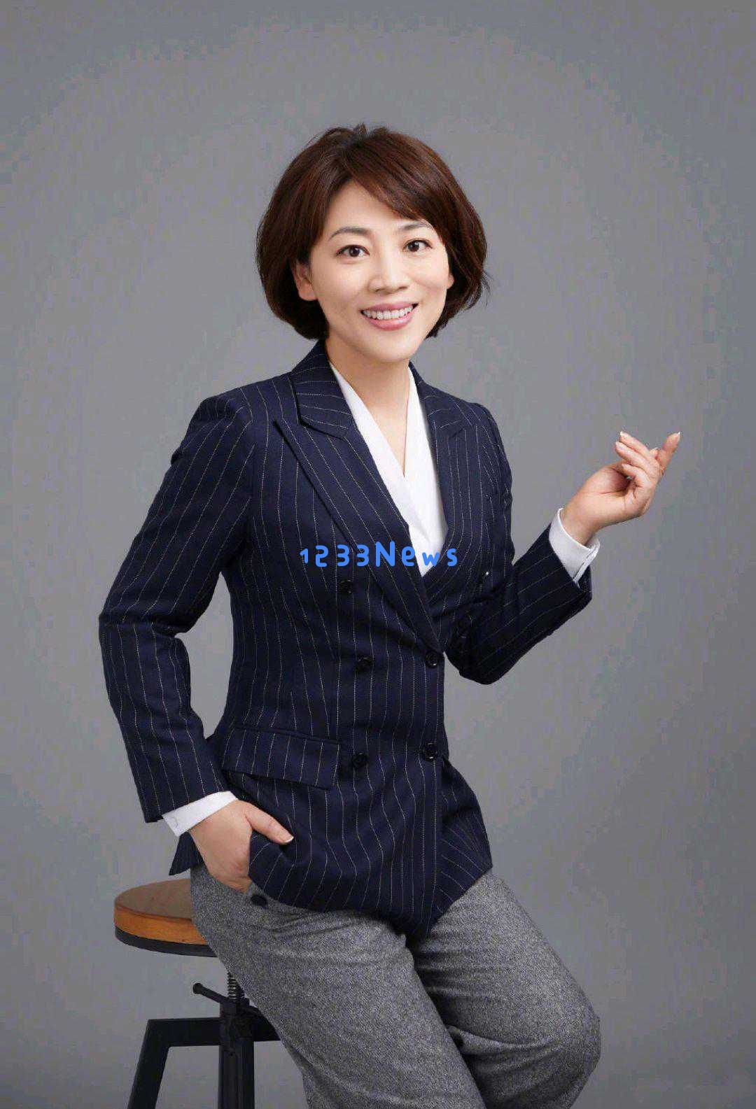复旦校庆上，2025年央视主持人劳春燕精彩脱稿演讲，才华横溢引人瞩目
