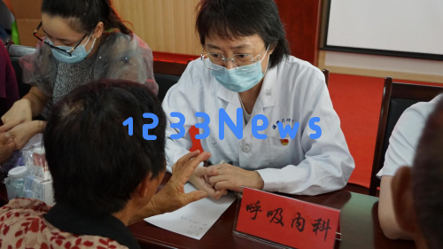 “在家附近设置专家门诊，为您提供更便捷的医疗服务！”