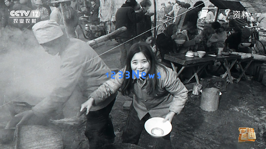 大国粮食战略当农机在麦田中大放异彩，我们依然铭记昔日“麦客”的风采与贡献……