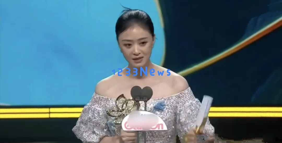 白玉兰奖引燃女星争相发声，宋佳直言不讳、关晓彤激动落泪、蒋欣评价获奖不止一次