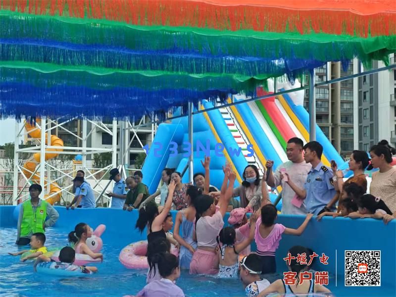 房县开展游泳安全实操演练，为暑期溺水风险防控保驾护航