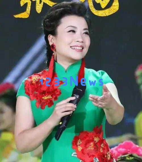 57岁张也分享单身生活乐趣！选择不婚不育的她如今找到理想的饭伴