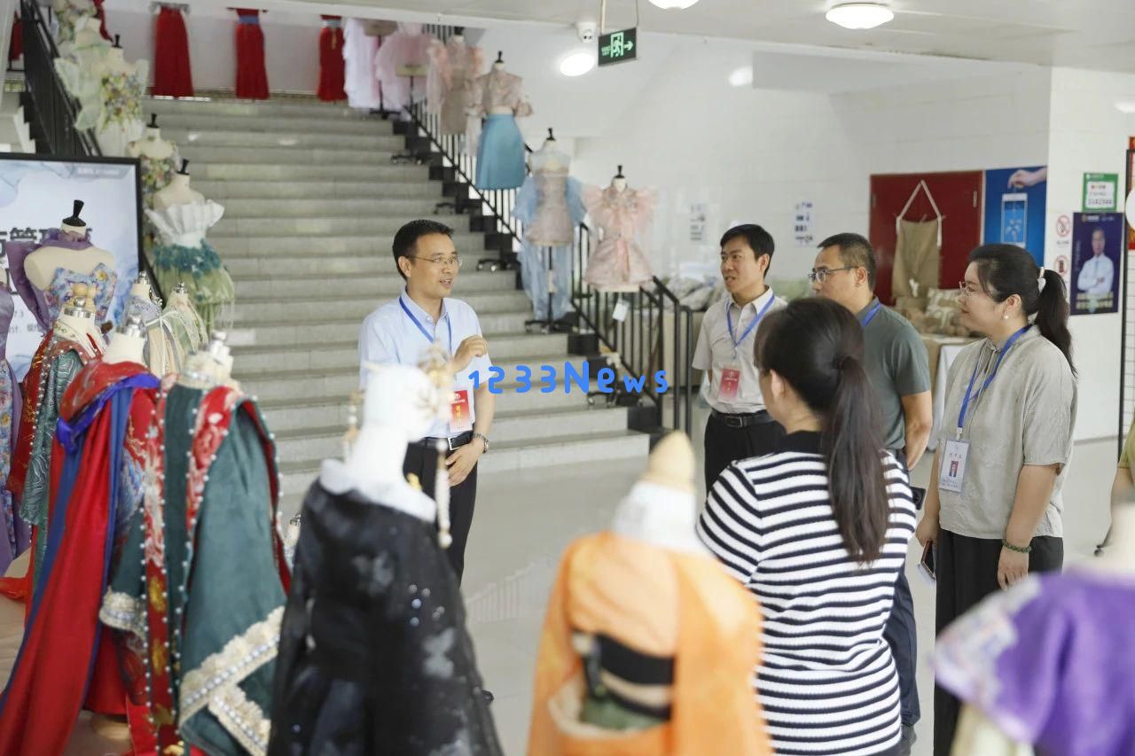 山东服装职业学院服装工程与管理系成功举办教学成果汇报展，成果绽放别样风采