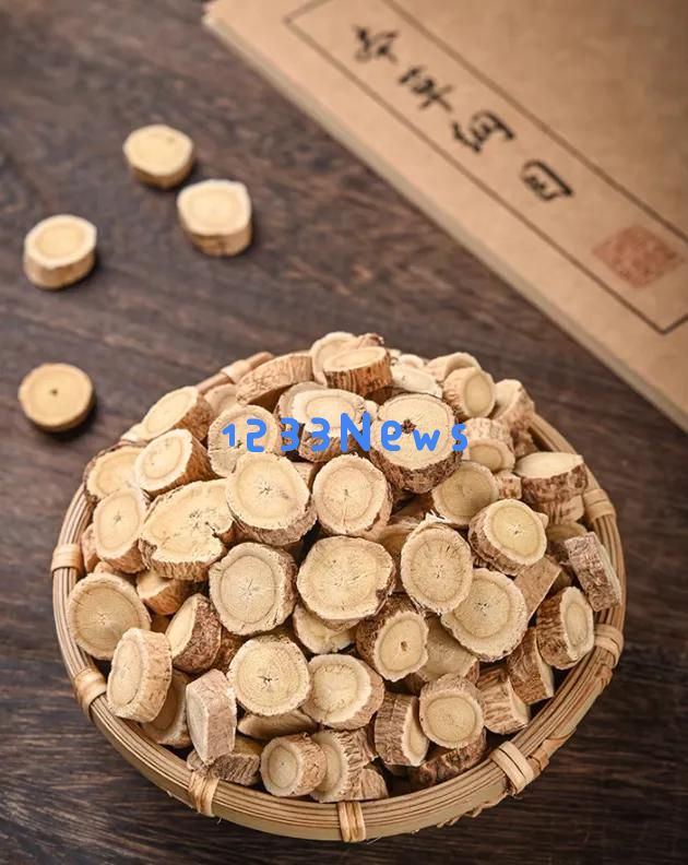探寻苏轼心爱黄芪的秘密，揭示它背后的健康秘诀与价值所在！