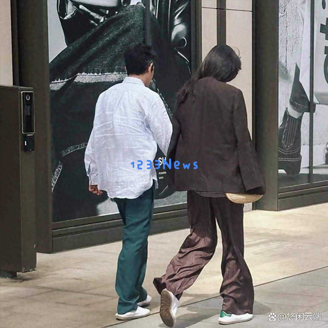 44岁陈冠希携全家现身伦敦，8岁女儿展现模特天赋，颜值似超模秦舒培