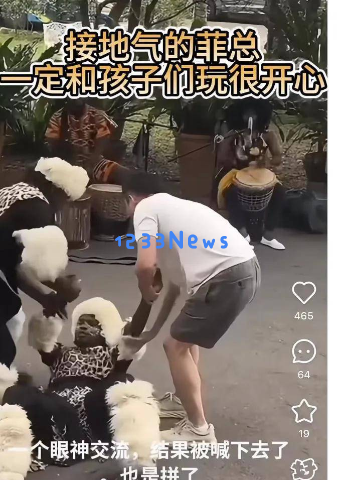 汪小菲与马筱梅带小玥儿出游，逗娃方式十分拼劲，神似大S的可爱模样