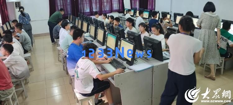 2025年潍城区青少年信息学展示活动成功举办，精彩瞬间令人难忘