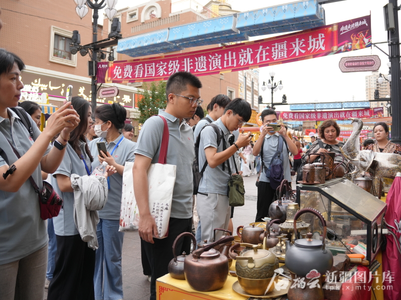 新疆之行：台湾青年探索丝绸之路的魅力与发展活力