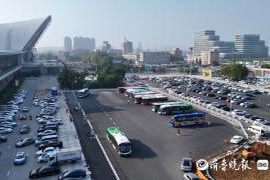 烟台站北广场公交场站全面改造完成，11条新开公交线路正式启用