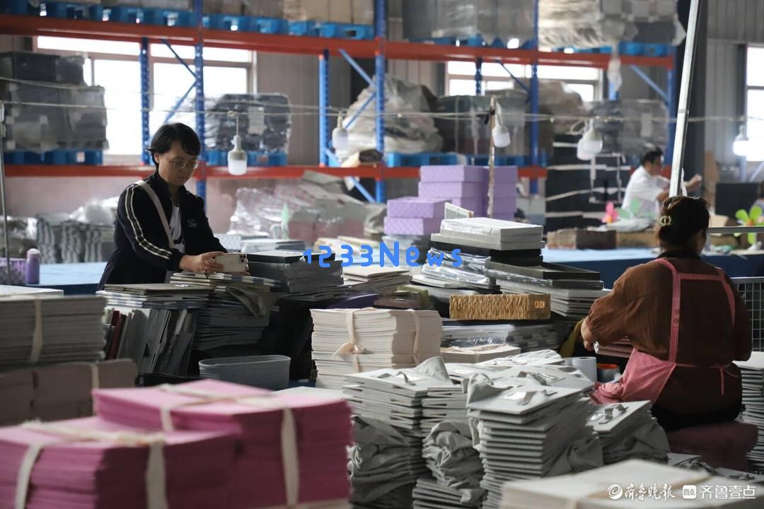 聊城智慧创造全球连接丨年出口额接近八千万的小巧收纳盒编织出传奇故事