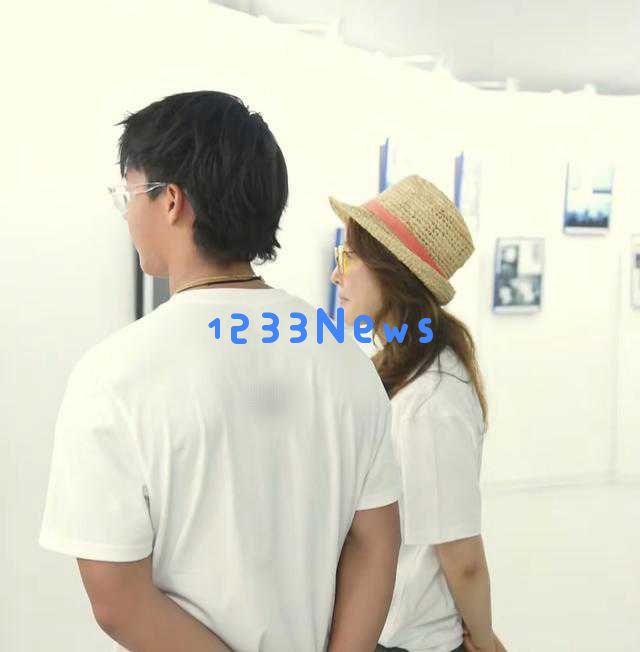 53岁孙悦参加聚会神采奕奕，57岁马东难得露面展现高情商！