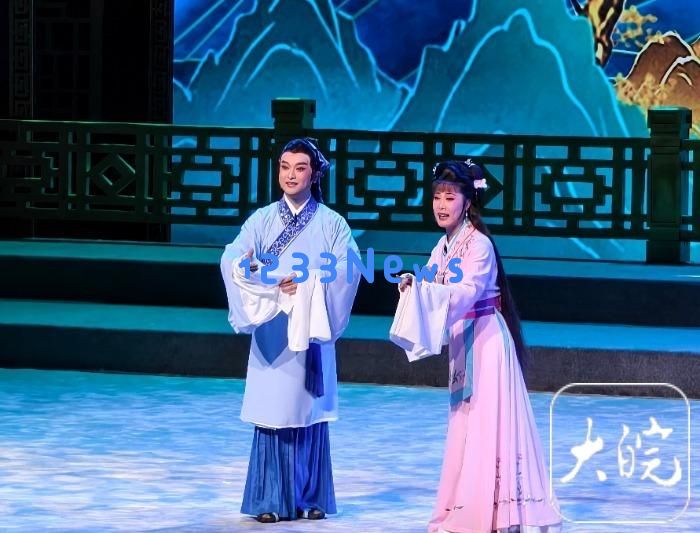 合肥启动“百戏入皖·星耀合肥”戏曲主题活动，观剧后可申请购车补贴