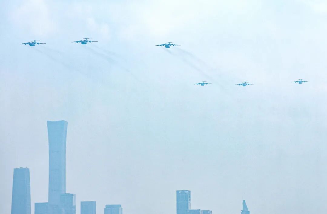 安全感升级！我们的新型战机威武登陆，助力国家防御能力提升！