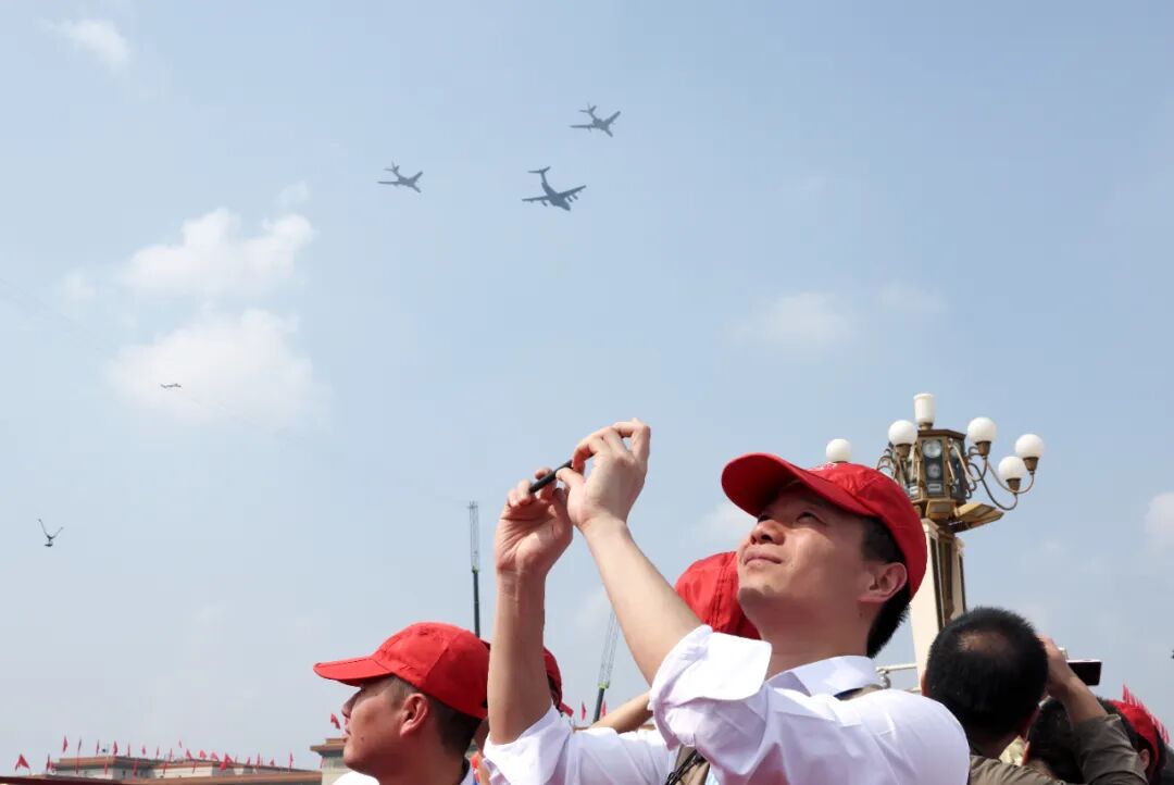 安全感升级！我们的新型战机威武登陆，助力国家防御能力提升！