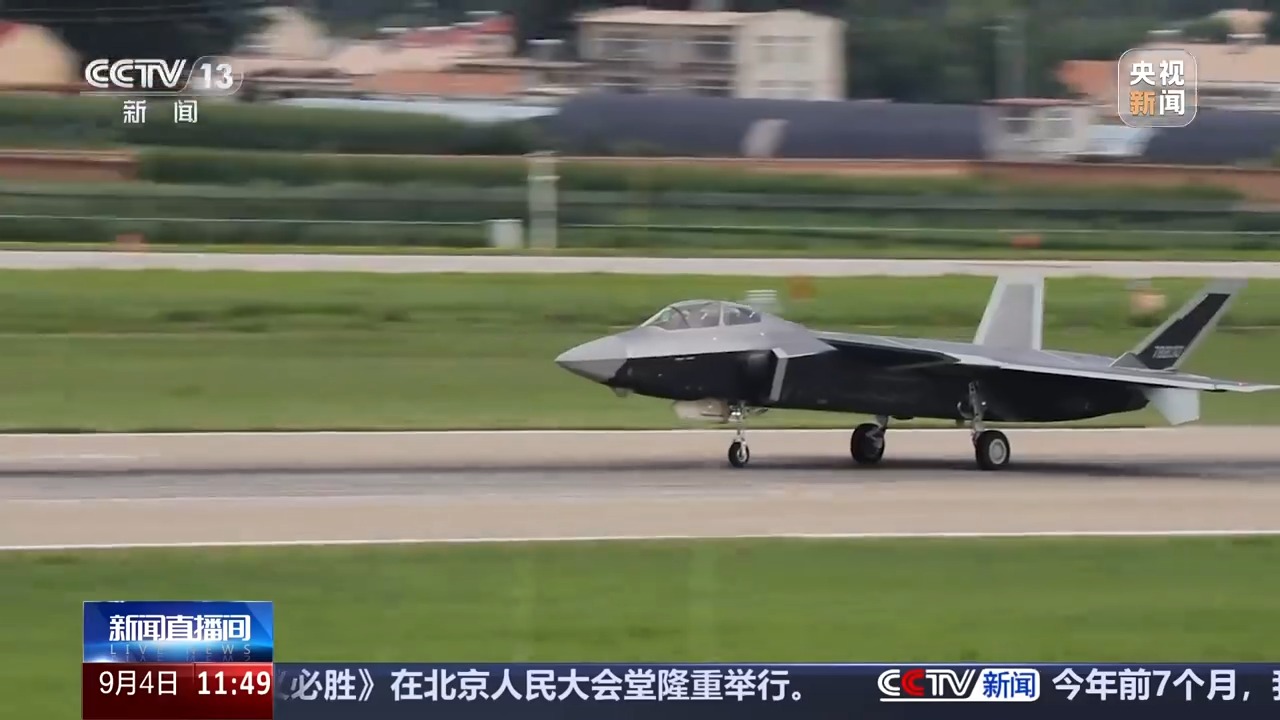 揭示不断壮大的“歼击机家族”及其新式机型接连亮相的背后故事