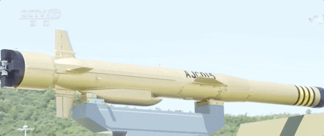 多款尖端武器首次联合亮相高超声速导弹与先进鱼雷共同出击打击敌方