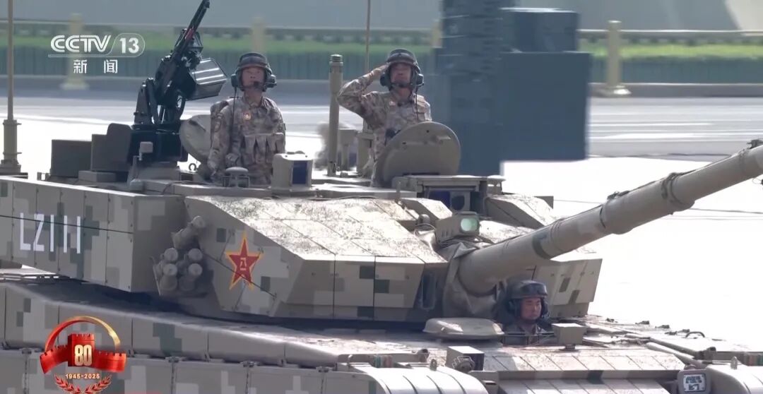 一声号召，阅兵场的雄壮将引领我们踏上战斗的征程！