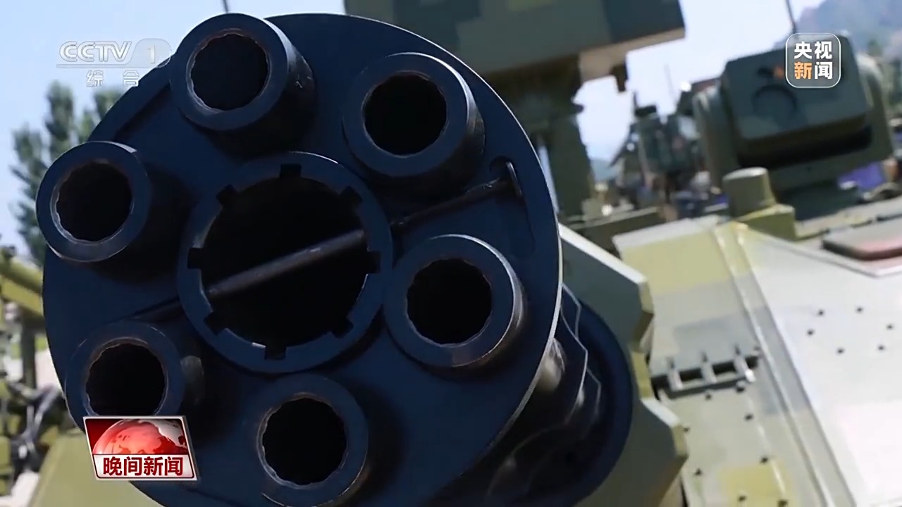 尖端武器悉数登场揭秘阅兵新型装备的背后故事与技术