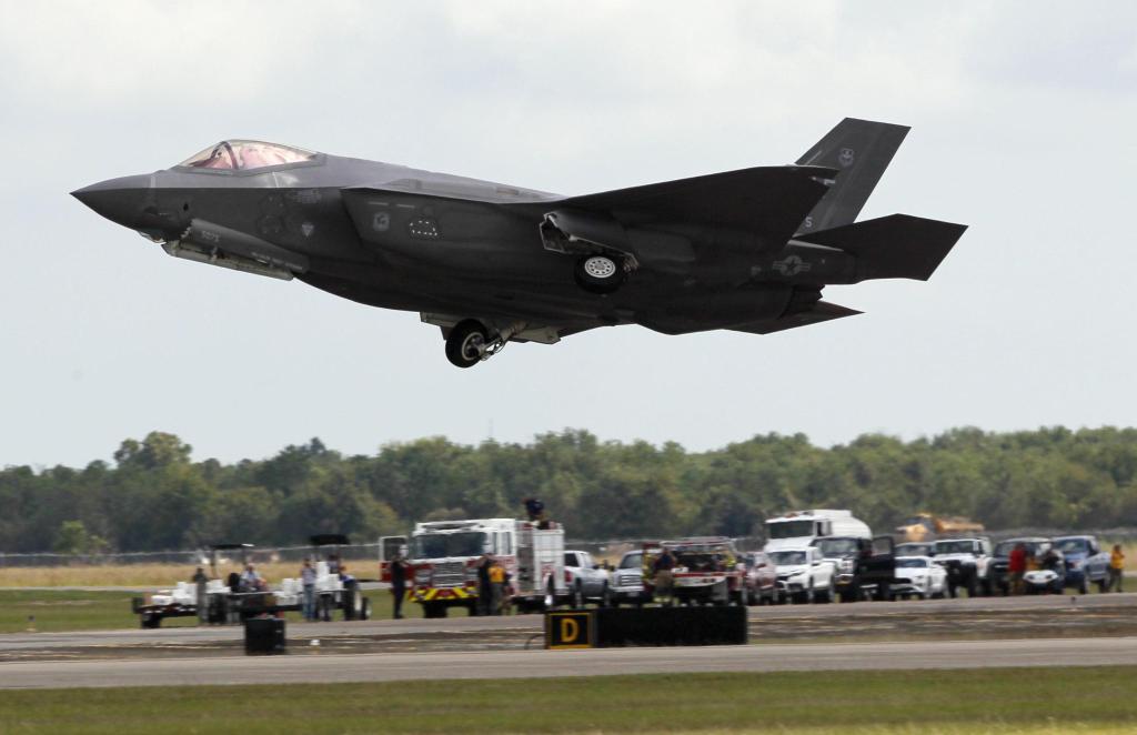 美军部署多架F-35战机至波多黎各 应对与委内瑞拉日益紧张的关系