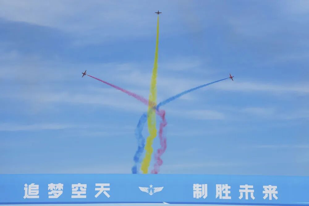 2025年长春航空展开幕与空军航空开放活动精彩呈现